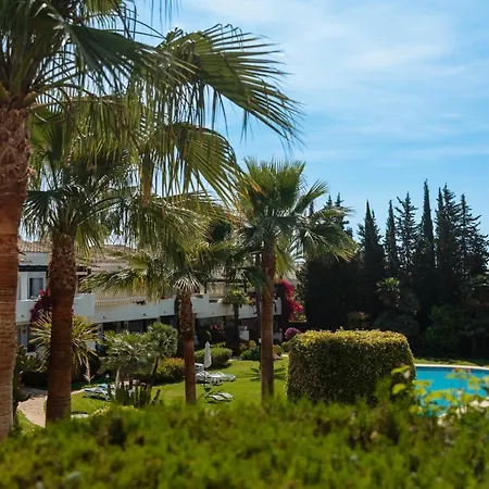 Vacation In The Location, With Terrace And Pool In Center Marbella