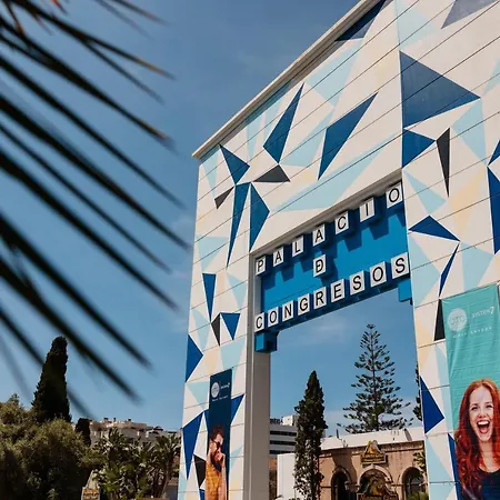 Vacation In The Location, With Terrace And Pool In Center Appartement