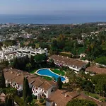 Апартаменти Vacation In The Location, With Terrace And Pool In Center