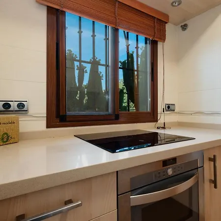 Vacation In The Location, With Terrace And Pool In Center