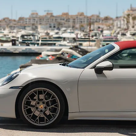 Vacation In The Location, With Terrace And Pool In Center Appartamento